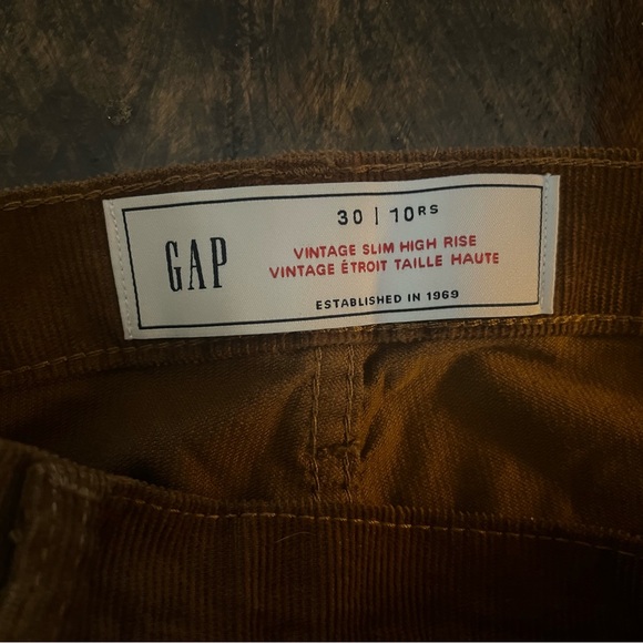 Vintage GAP straight leg women’s corduroy pants - Picture 2 of 5